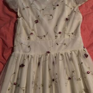 White floral detail dress